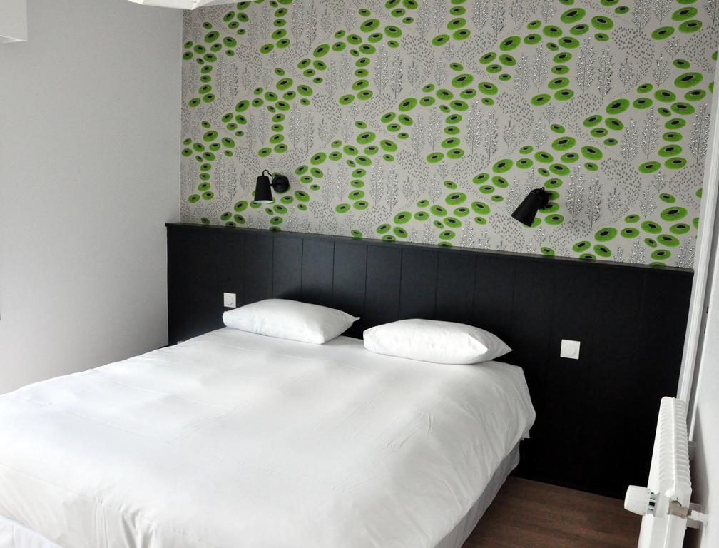 Logis Hotel Du Port Plobannalec Dış mekan fotoğraf