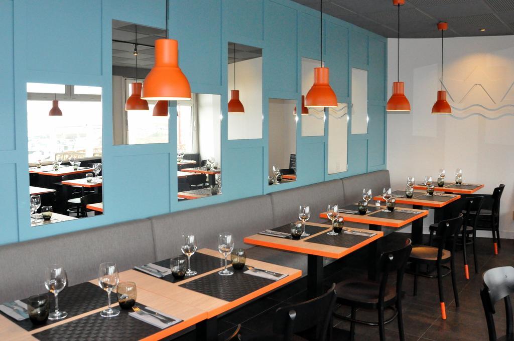 Logis Hotel Du Port Plobannalec Dış mekan fotoğraf