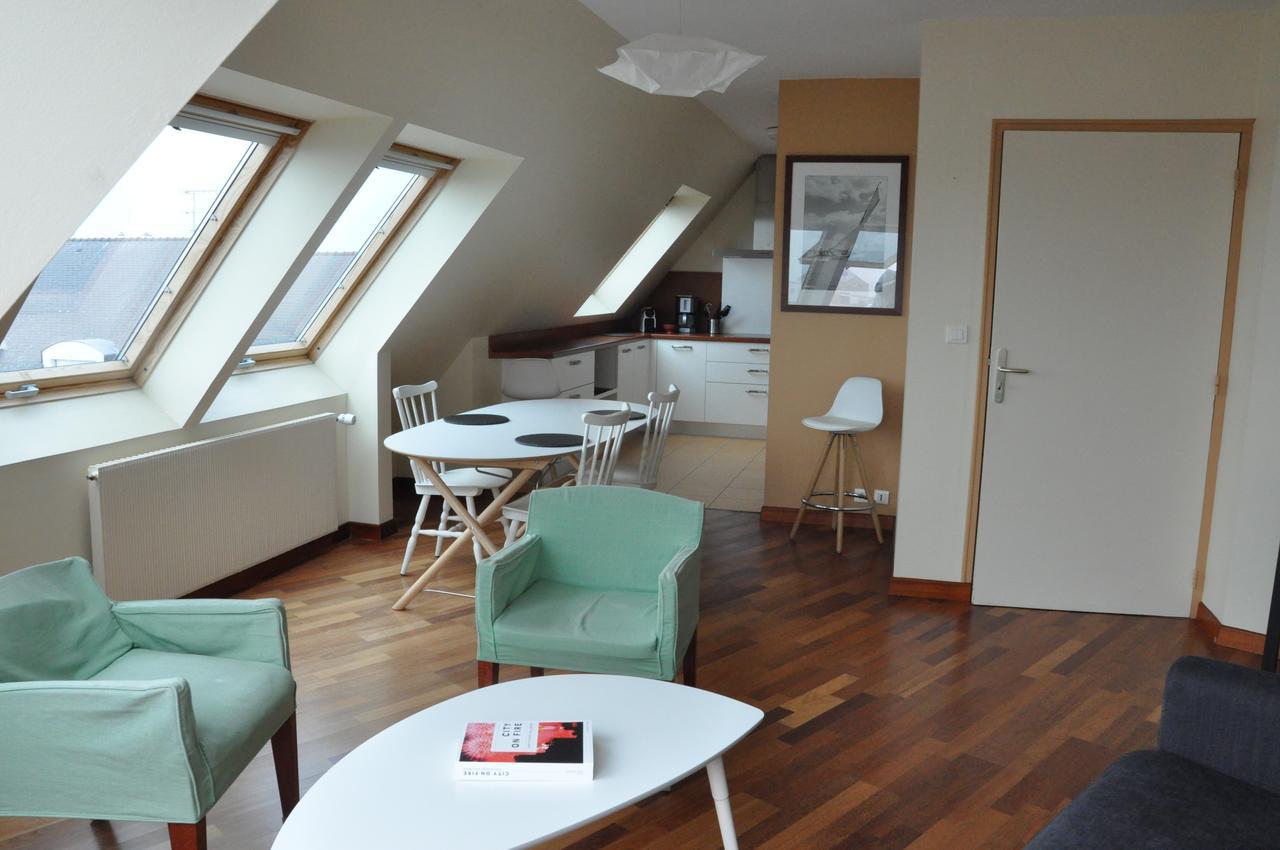 Logis Hotel Du Port Plobannalec Dış mekan fotoğraf